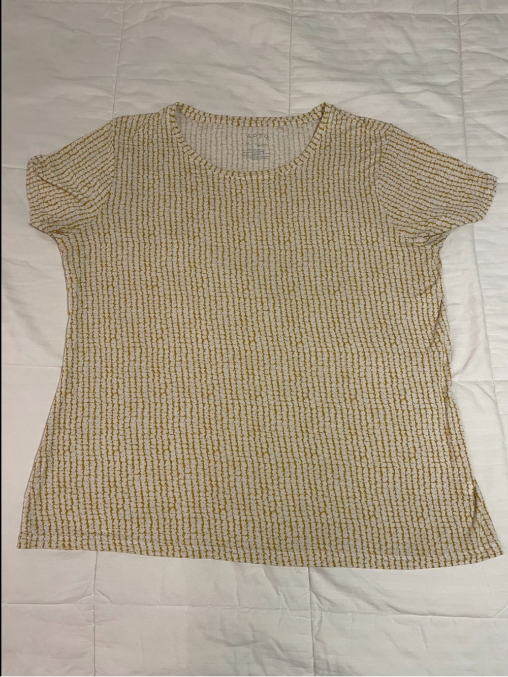 Apt. 9 Women XL Yellow White Snakeskin Scale Print Short Sleeve Top Shirt